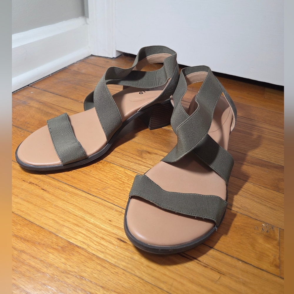 Torrid Olive Green Elastic Strappy Women's Block He Sandals Size 9